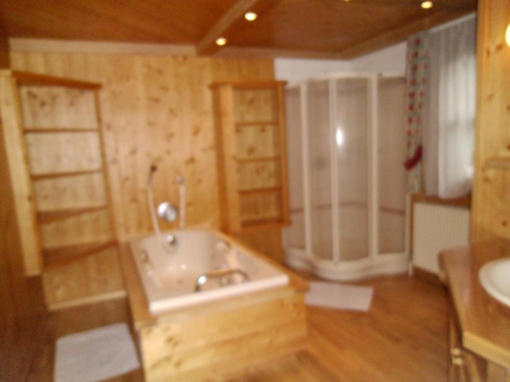 Landhaus Wanger Neukirchen am Grossvenediger Bilik gambar